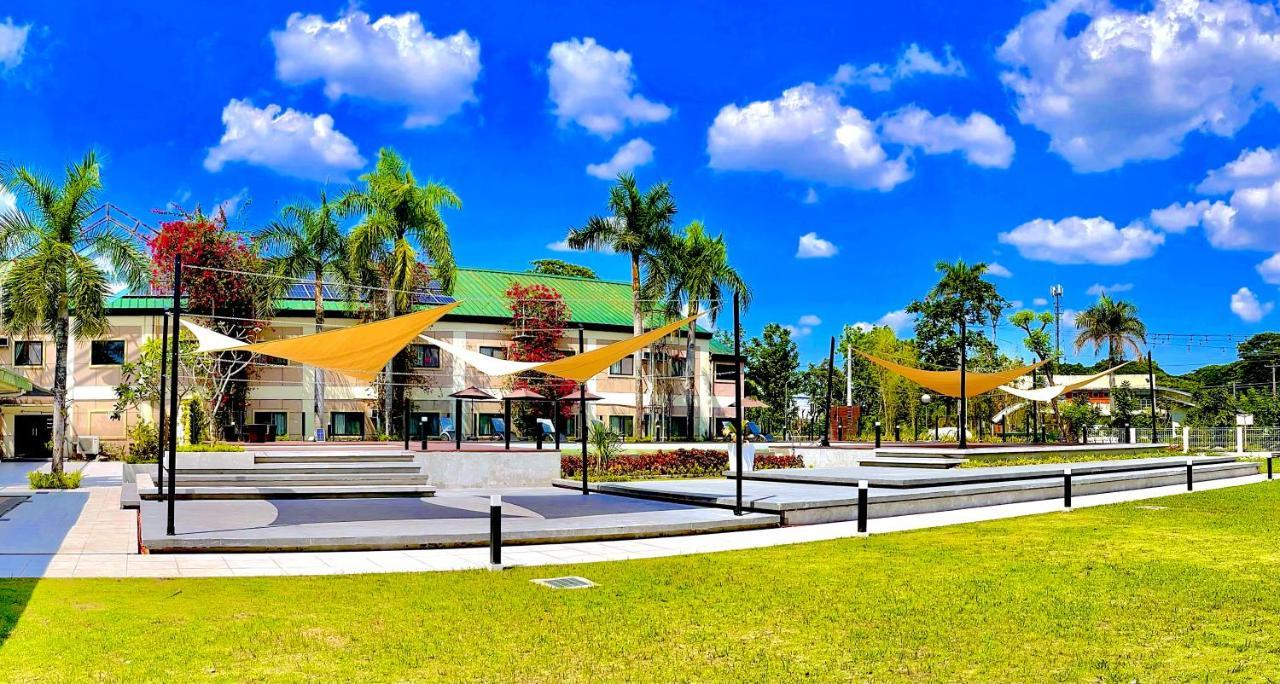Luisita Central Park Hotel Tarlac City Εξωτερικό φωτογραφία