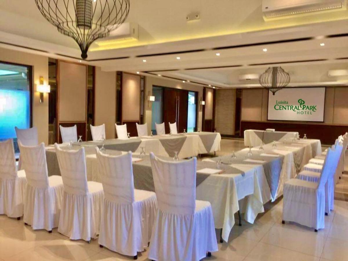 Luisita Central Park Hotel Tarlac City Εξωτερικό φωτογραφία