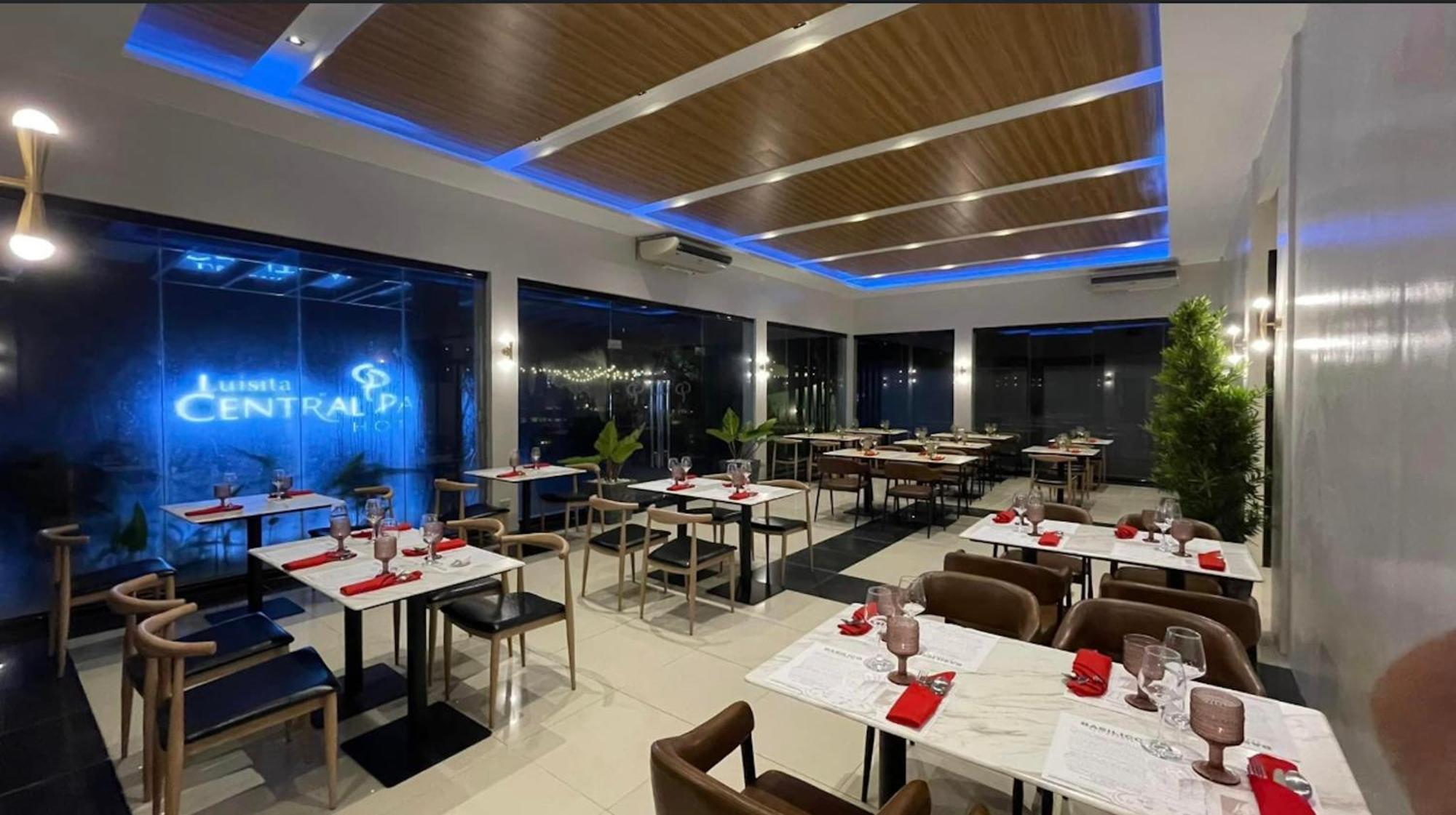 Luisita Central Park Hotel Tarlac City Εξωτερικό φωτογραφία